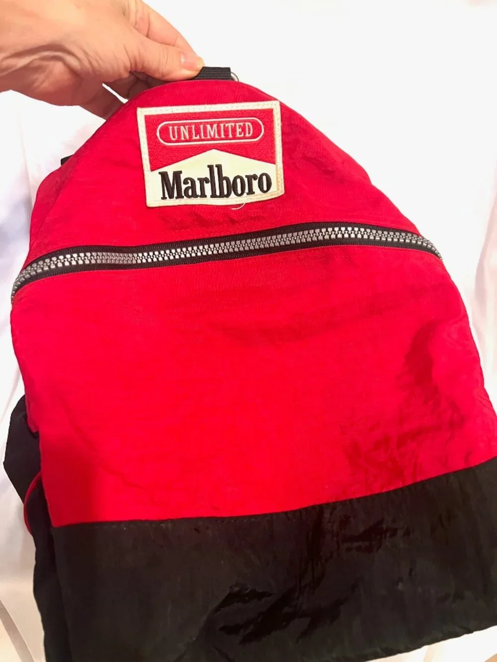 Marlboro Vintage Large Red/Black/White Duffle Bag-Nylon-Lightweight-Travel